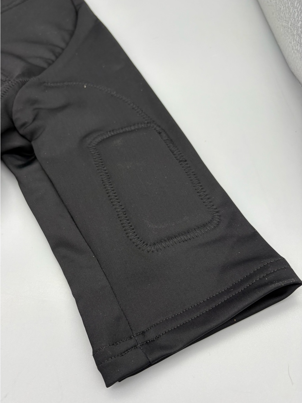 OHM Fitness emPower EMS Suit w/ 20 Electro Pads Black Women's Size S - Picture 4 of 9